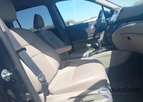 2017 Honda Pilot Ex-L z USA, uszkodzony, nr VIN 5FNYF6H51HB091555